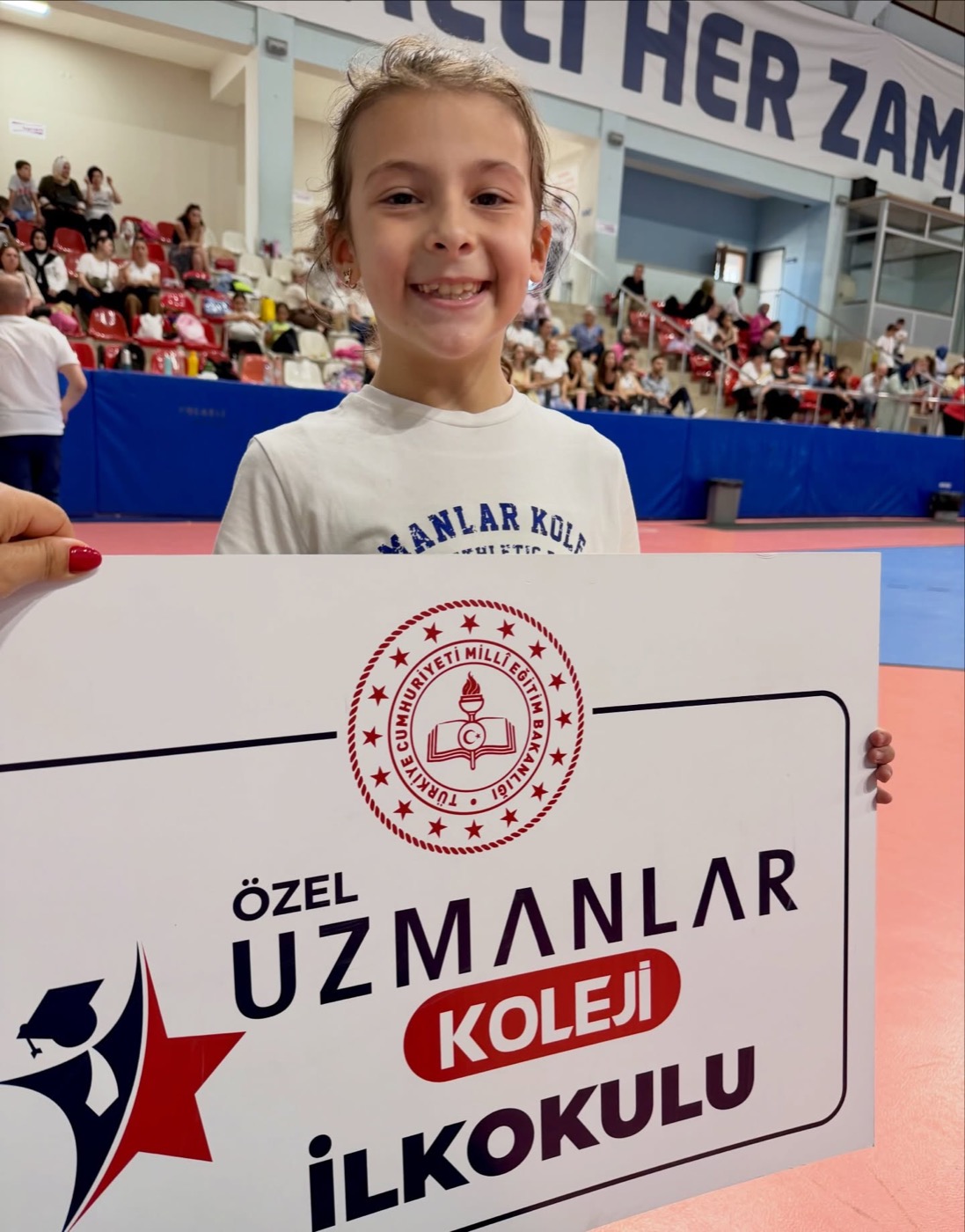 Öğrencimiz Liva Karamert Cimnastik Parkur Yarışmasında