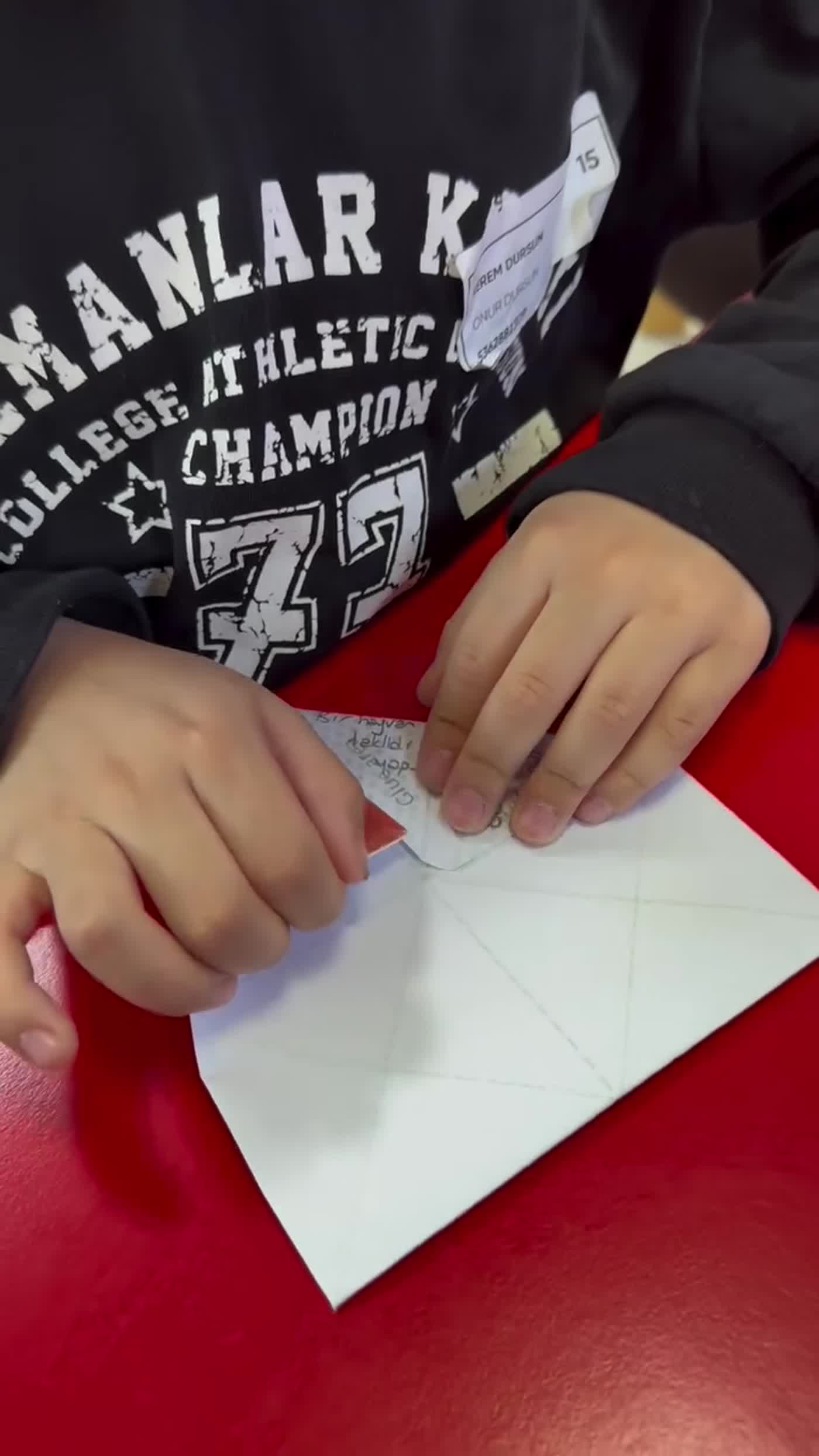 Ana Sınıfında Origami ile Kuş Şeklinde Tuzluk Çalışması