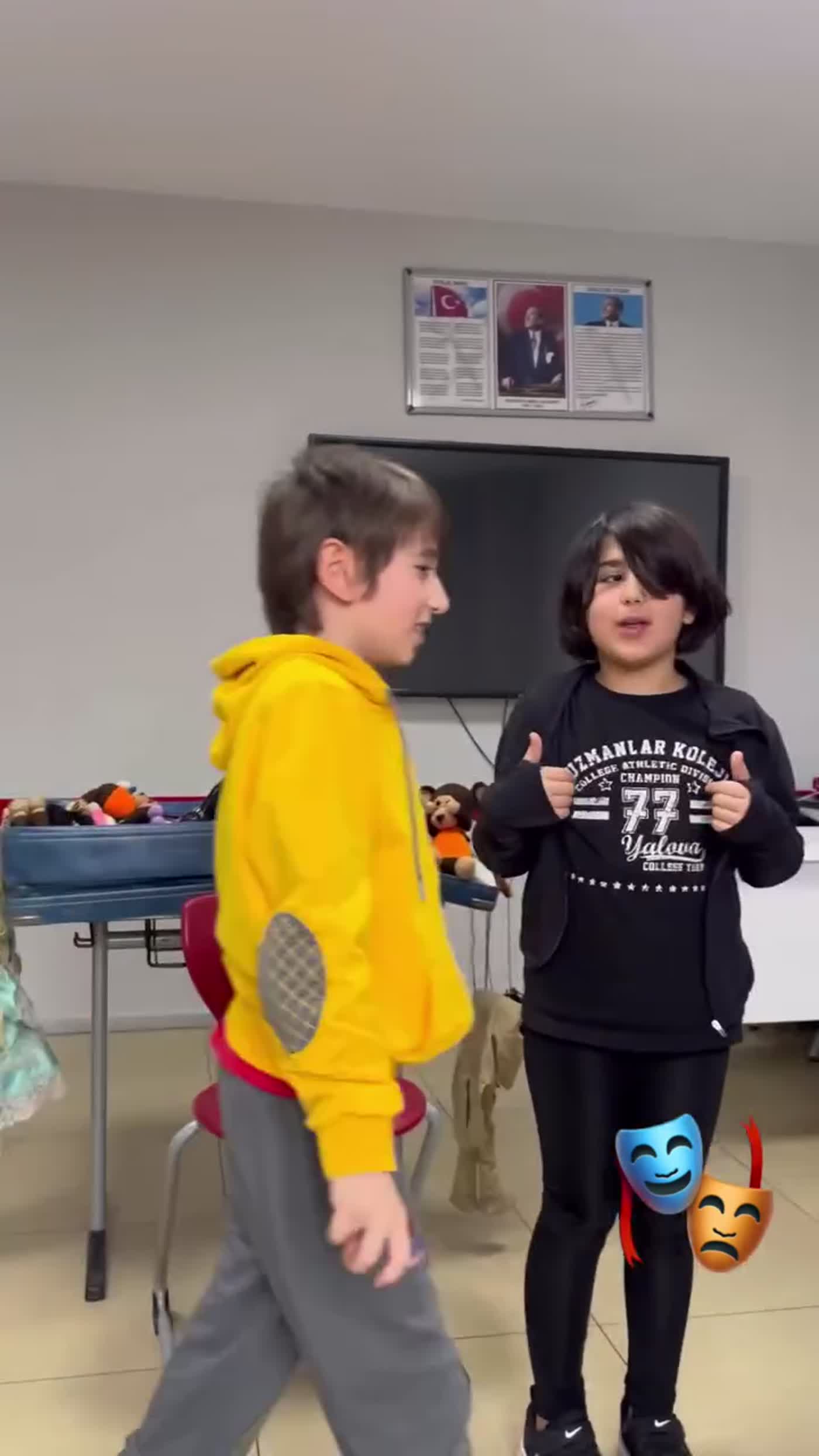 Kuklalarla Yaratıcı Drama Çalışması ile Sosyal Gelişim