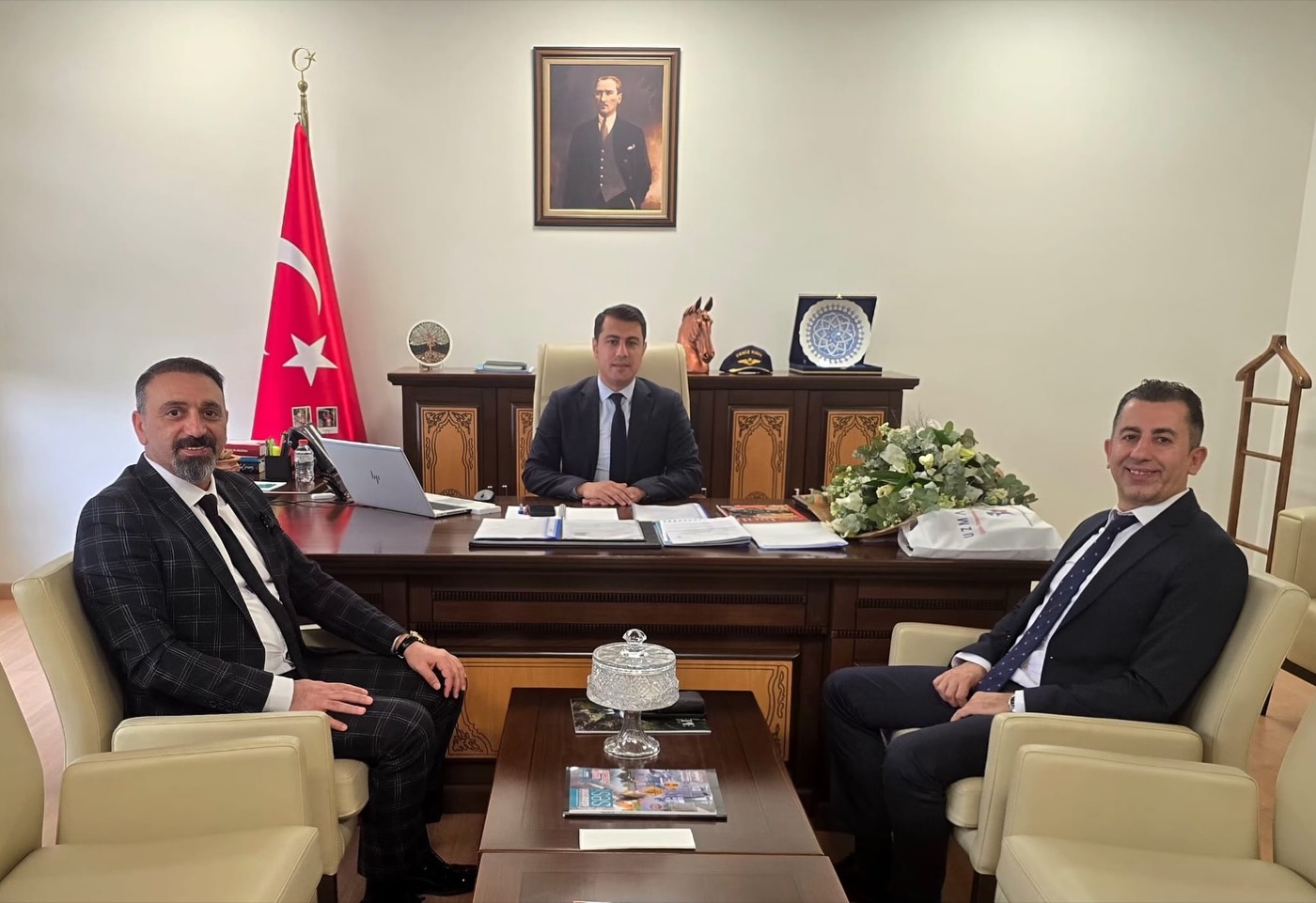 Kurucu ve Müdürümüzden Kocaeli Vali Yardımcısına Ziyaret