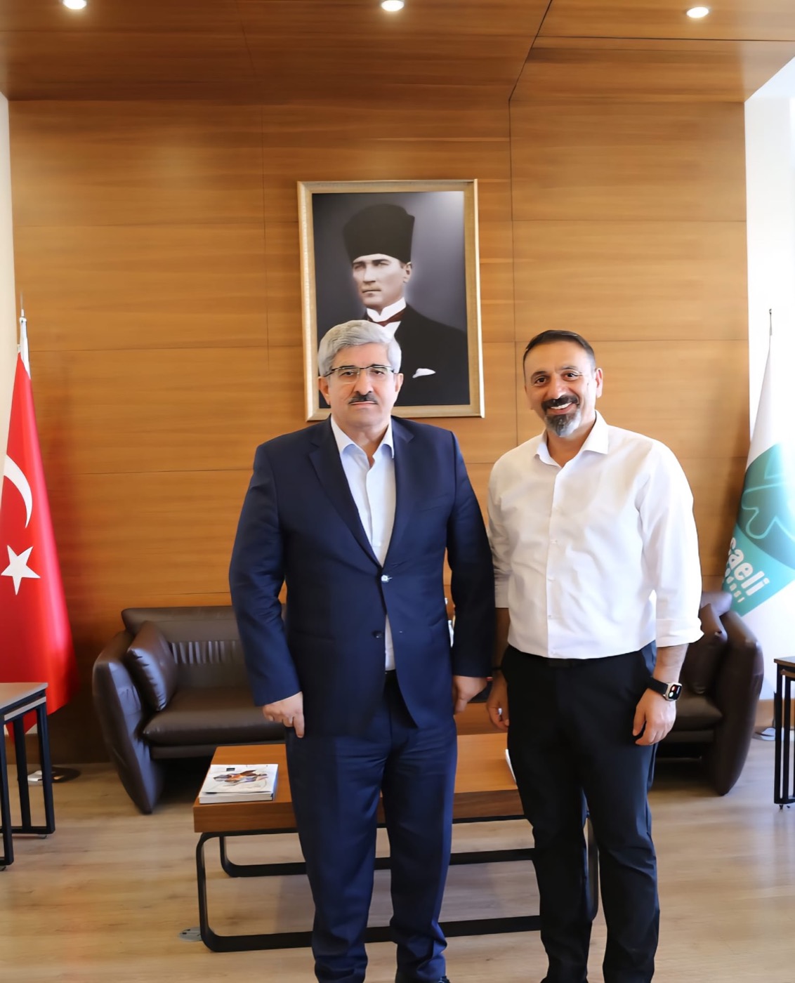 Kurucumuzdan Kocaeli Ticaret Odası Başkanı Necmi Bulut'a Ziyaret